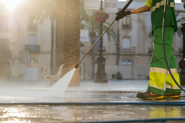 Best Concrete Pressure Washing  in South Bend, WA